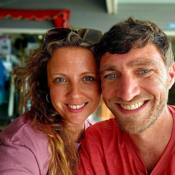 Meet your Posher, Lauren - Picture 1 of 1